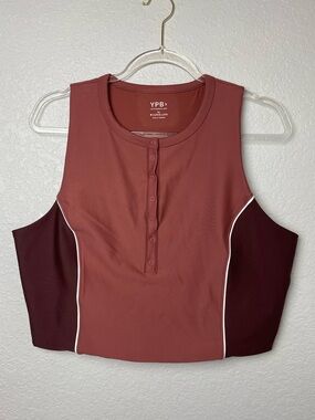 YPB Abercrombie Two-Tone Rust and Burgundy Cropped Workout Tank Size XL